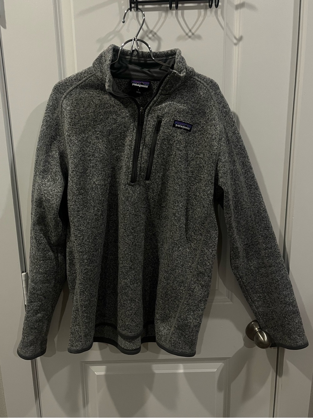 Patagonia Men’s Gray Half-Zip Fleece Pullover